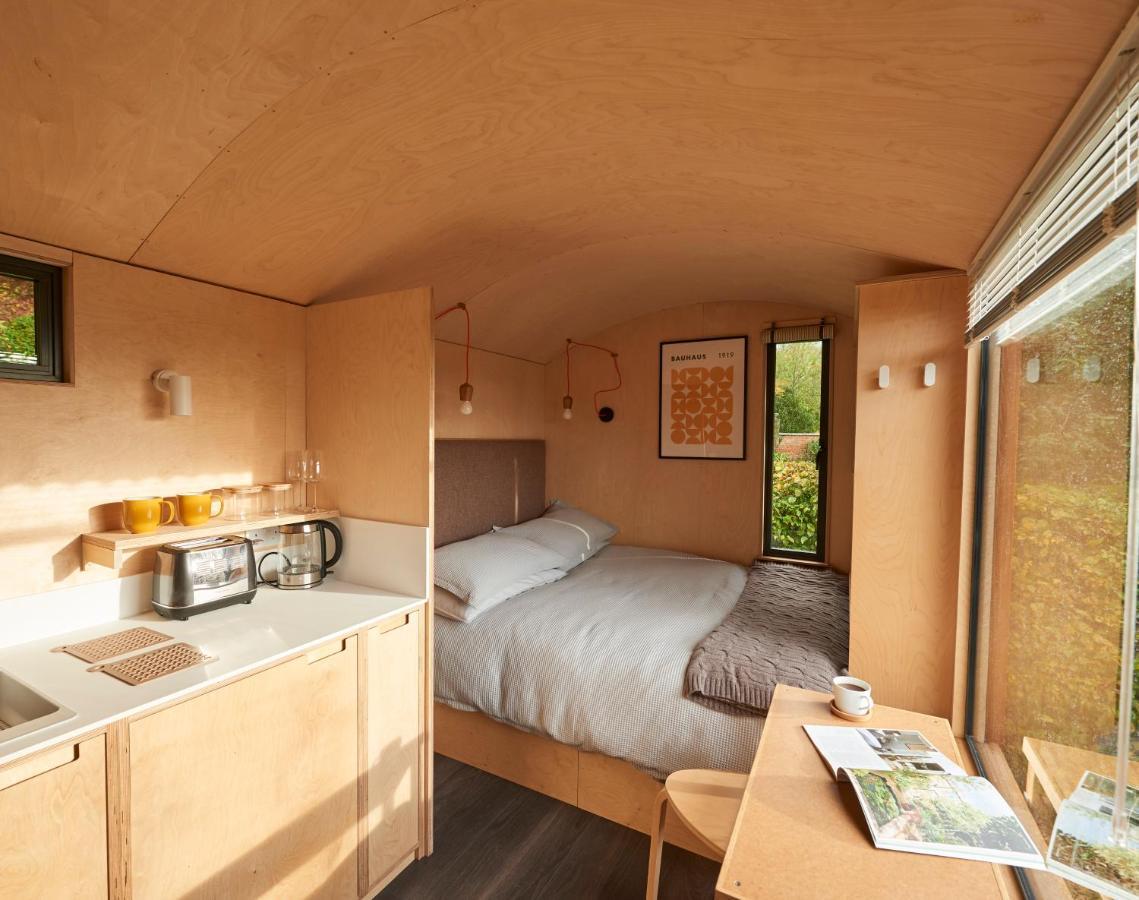 Hut64 Alderbury Exterior foto